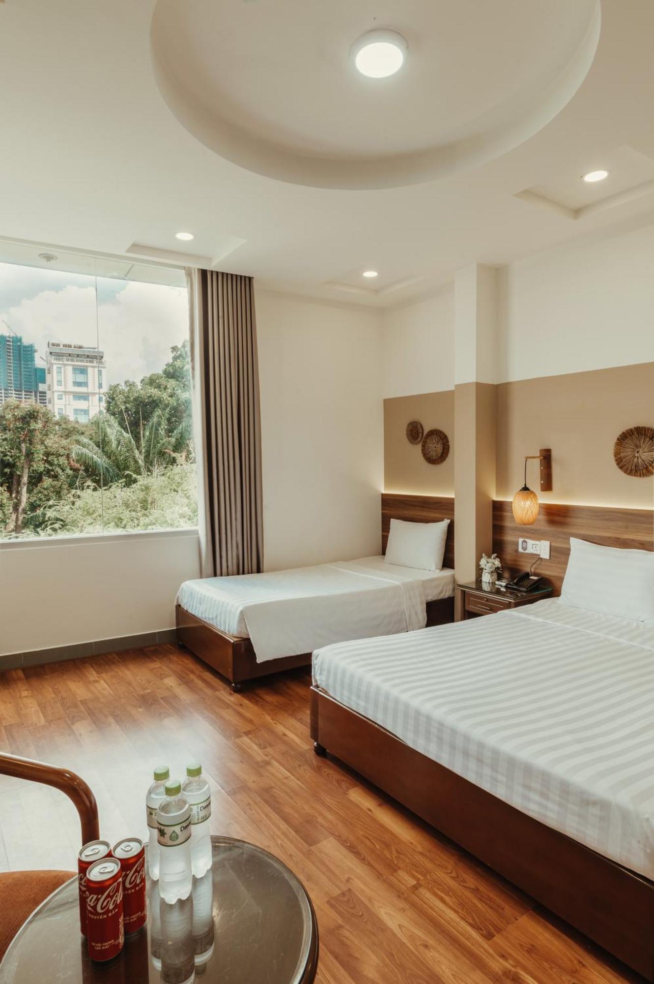 Lantern Hotel Thành Pho Ho Chí Minh Esterno foto